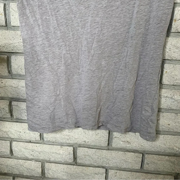 Monrow Oversized Linen V Neck Tee Shirt Top - Picture 7 of 8